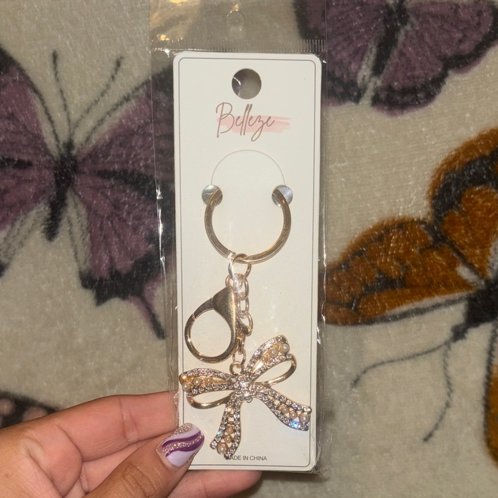 Gold Bow w/ Pearls Rhinestone Keychain - Elegant Women’s Accessory